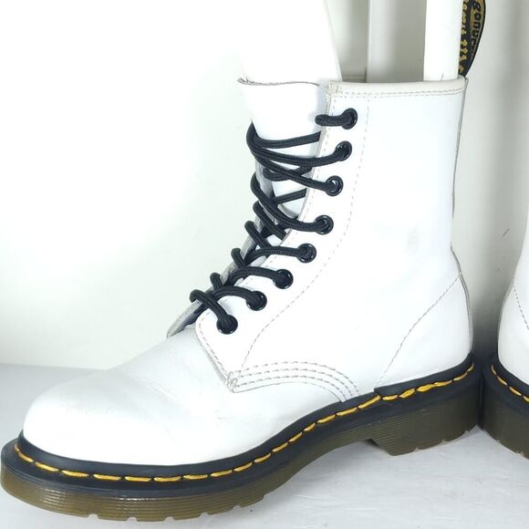 Dr. Martens Women's Pascal 1460 US6 White Leather Lace Up Ankle Combat Boots - Picture 6 of 15